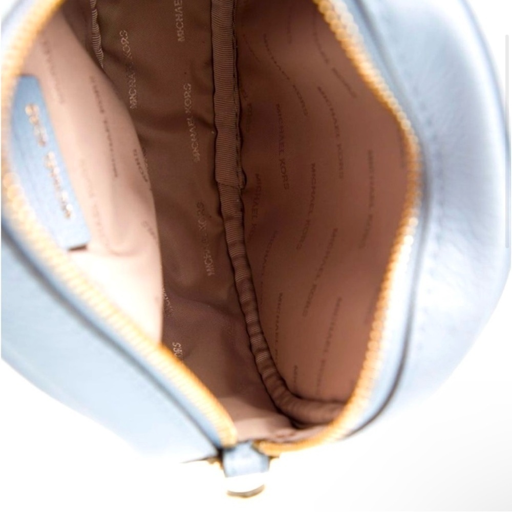 MICHAEL KORS LEATHER CIRCLE CANTEEN CROSSBODY WITH MATCHING CARD HOLDER EUC - Picture 4 of 10